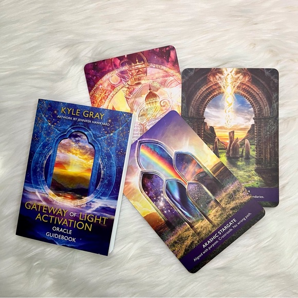Gateway of Light Activation Oracle Deck LIKE NEW - Picture 2 of 5
